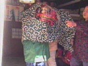 �Ƃ̒��ŕ������q��